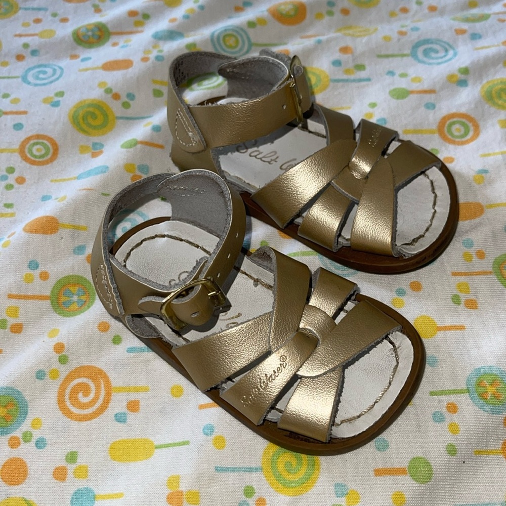 The Salt Water Sandals Sz 3 Baby GOLD summer shoes Leather
